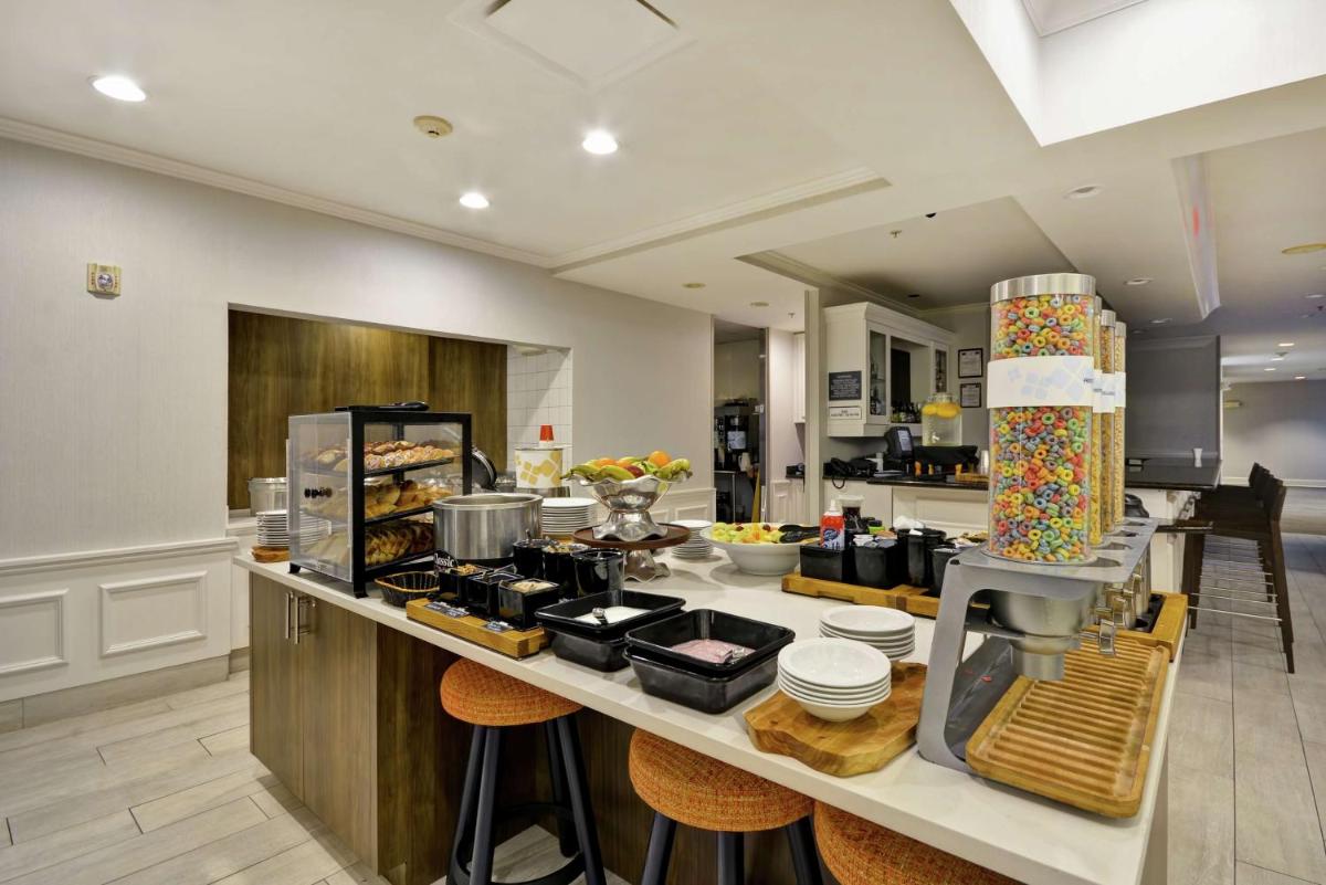 Hilton Garden Inn Gulfport - Biloxi Airport - image 7
