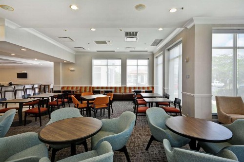 Hilton Garden Inn Gulfport - Biloxi Airport - image 9