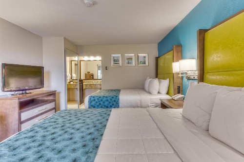 Quality Inn Gulfport I-10 - image 22