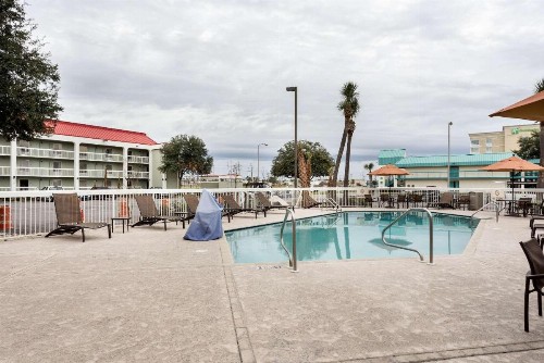 Quality Inn Gulfport I-10 - image 9