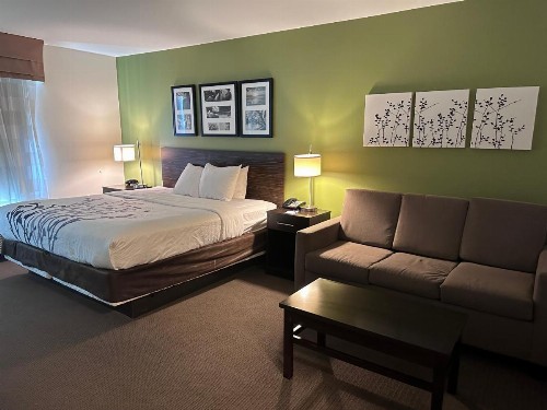 Sleep Inn & Suites Gulfport - image 13