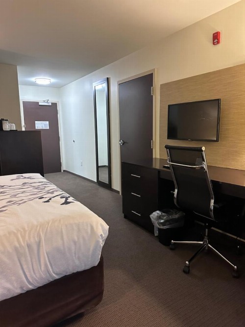 Sleep Inn & Suites Gulfport - image 24