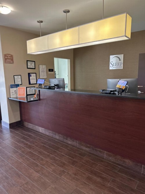 Sleep Inn & Suites Gulfport - image 3
