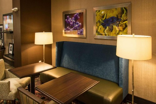 Hampton Inn & Suites Gulfport - image 13