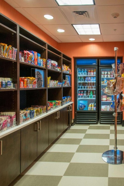 Hampton Inn & Suites Gulfport - image 22
