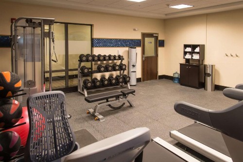 Hampton Inn & Suites Gulfport - image 6