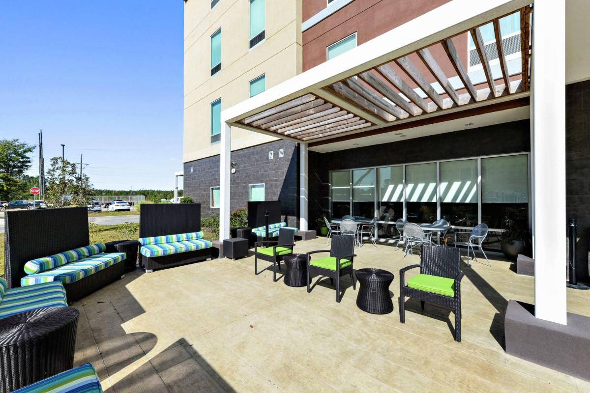 Home2 Suites by Hilton Gulfport MS - image 2
