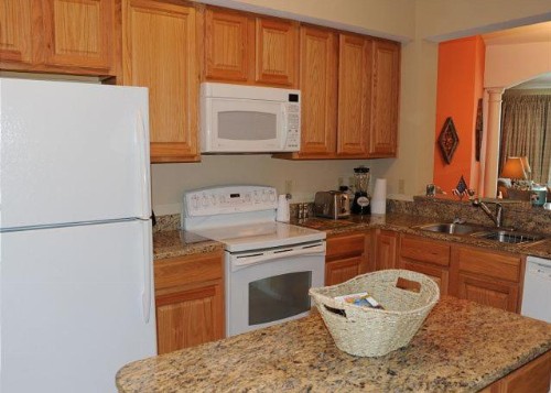 Legacy2-0803 Deluxe Condo - image 11