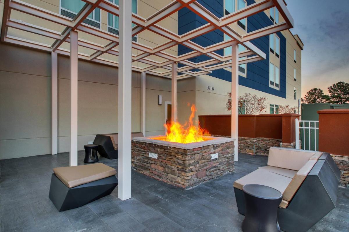SpringHill Suites by Marriott Gulfport I-10 - image 7