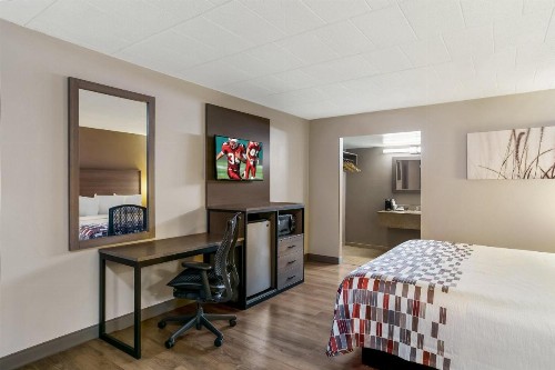 Days Inn by Wyndham Baltimore West Security Blvd. - image 28