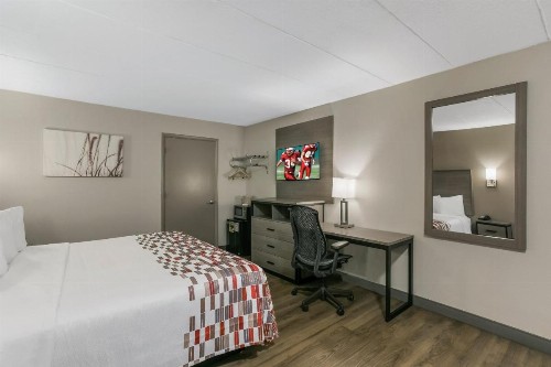Days Inn by Wyndham Baltimore West Security Blvd. - image 32