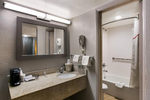 Days Inn by Wyndham Baltimore West Security Blvd. - image 35