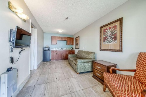 Rodeway Inn & Suites Haines City - image 11