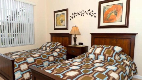 A wonderful 4 bedroom villa with a private pool at Calabay Tower Lakes - image 6