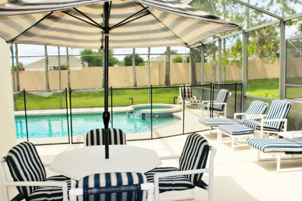 Haines City Pool Homes - image 6