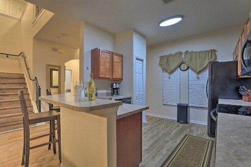 Recently Renovated Family Getaway 20Mi to Disney! - image 11