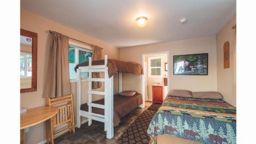 Cabin 1 Lynn View Lodge - image 2