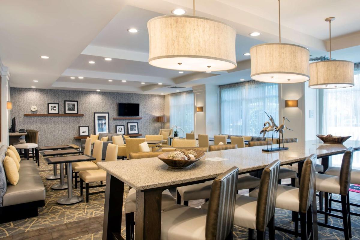 Hampton Inn Hallandale Beach-Aventura - image 3