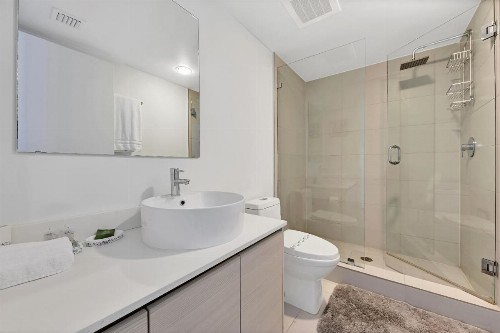 Three-Bedroom Beachwalk Resort Apartment - image 15