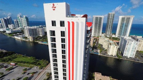 Three-Bedroom Beachwalk Resort Apartment - image 25
