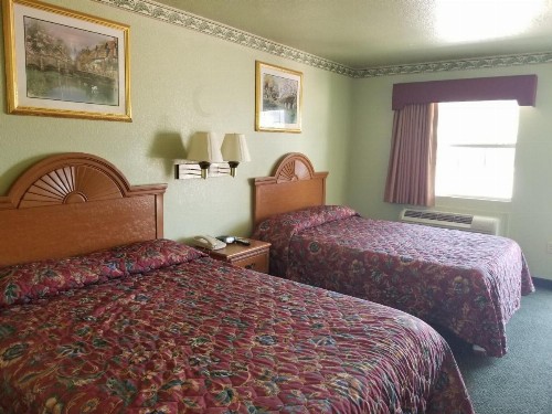Haltom Inn Fort Worth - image 10
