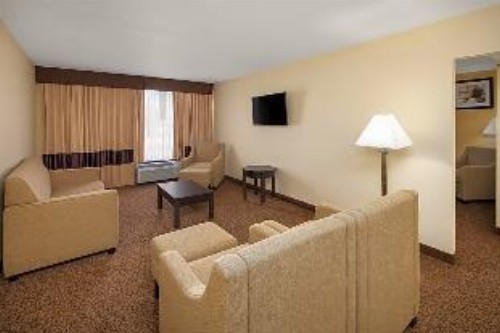 Hammond Budget Inn - image 12