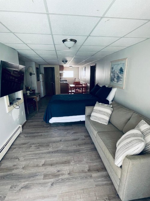 Ship's Inn Resort - image 45