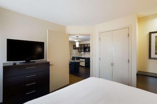 Sonesta Simply Suites Hampton - image 31
