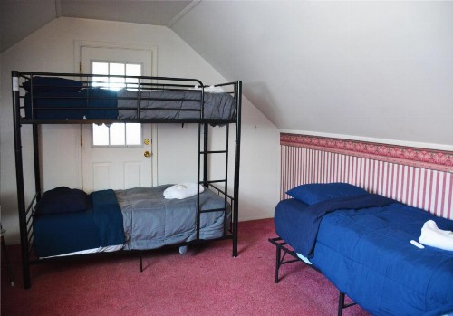 Hamtramck Hostel - image 18