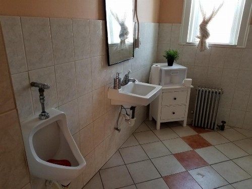 Hamtramck Hostel - image 19
