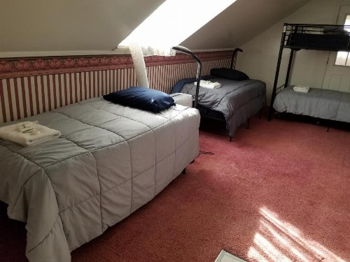 Hamtramck Hostel - image 28