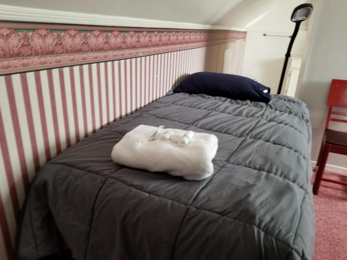 Hamtramck Hostel - image 3