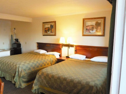 Americas Best Value Inn Hanford - image 13