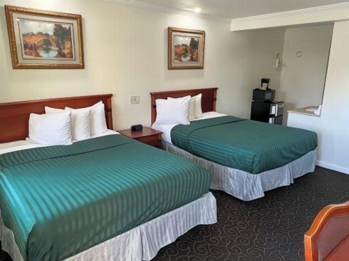 Americas Best Value Inn Hanford - image 14