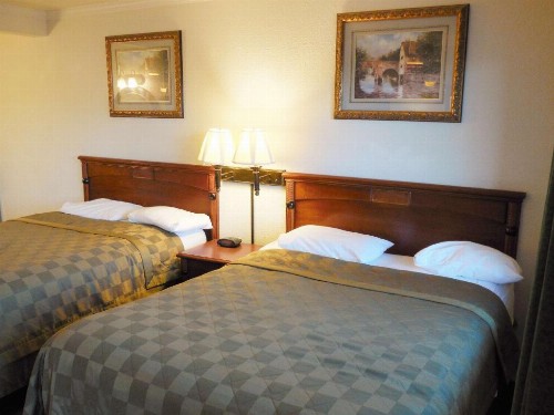 Americas Best Value Inn Hanford - image 17