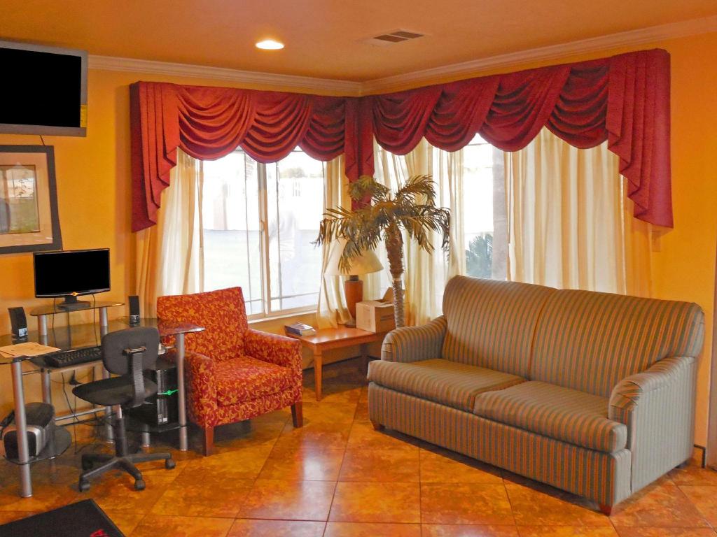 Americas Best Value Inn Hanford - image 2