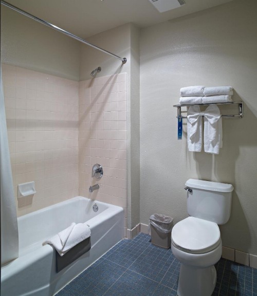 Sequoia Inn - image 11
