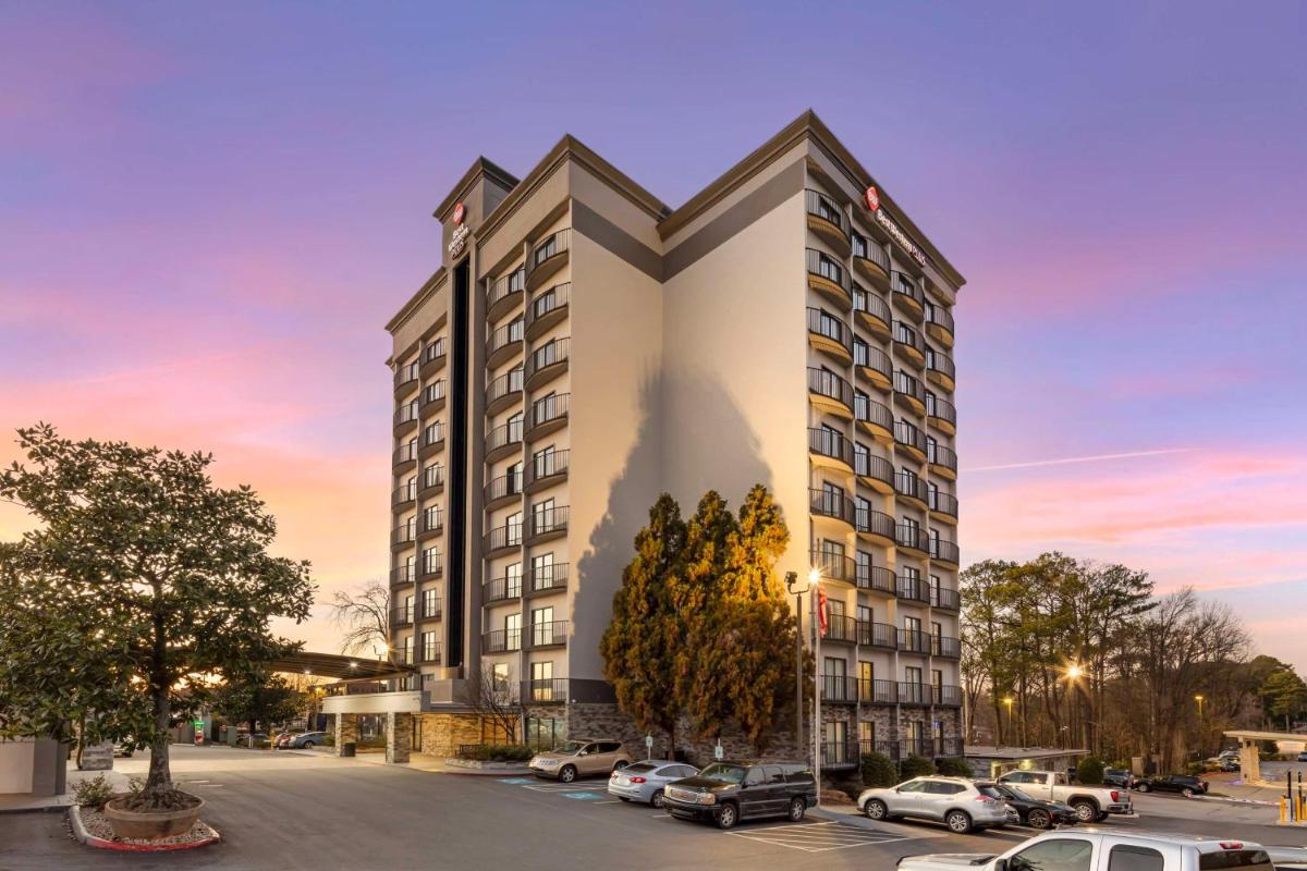 Best Western Plus Atlanta Airport East - main image