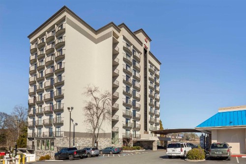 Best Western Plus Atlanta Airport East - image 19