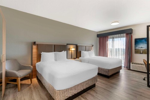 Best Western Plus Atlanta Airport East - image 4