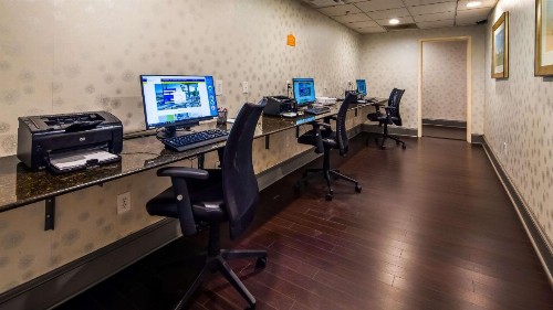 Best Western Plus Atlanta Airport East - image 5