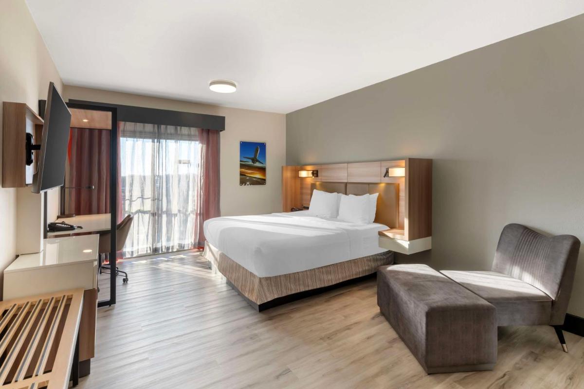 Best Western Plus Atlanta Airport East - image 6