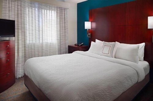 Residence Inn by Marriott Atlanta Airport North/Virginia Avenue - image 15