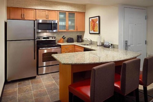 Residence Inn by Marriott Atlanta Airport North/Virginia Avenue - image 16