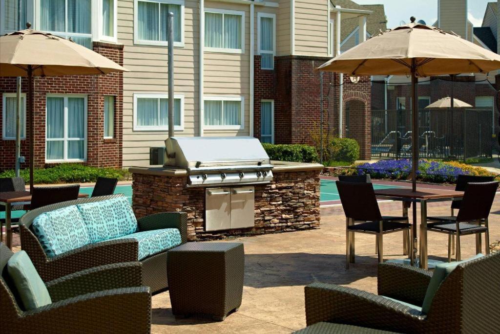 Residence Inn by Marriott Atlanta Airport North/Virginia Avenue - image 5