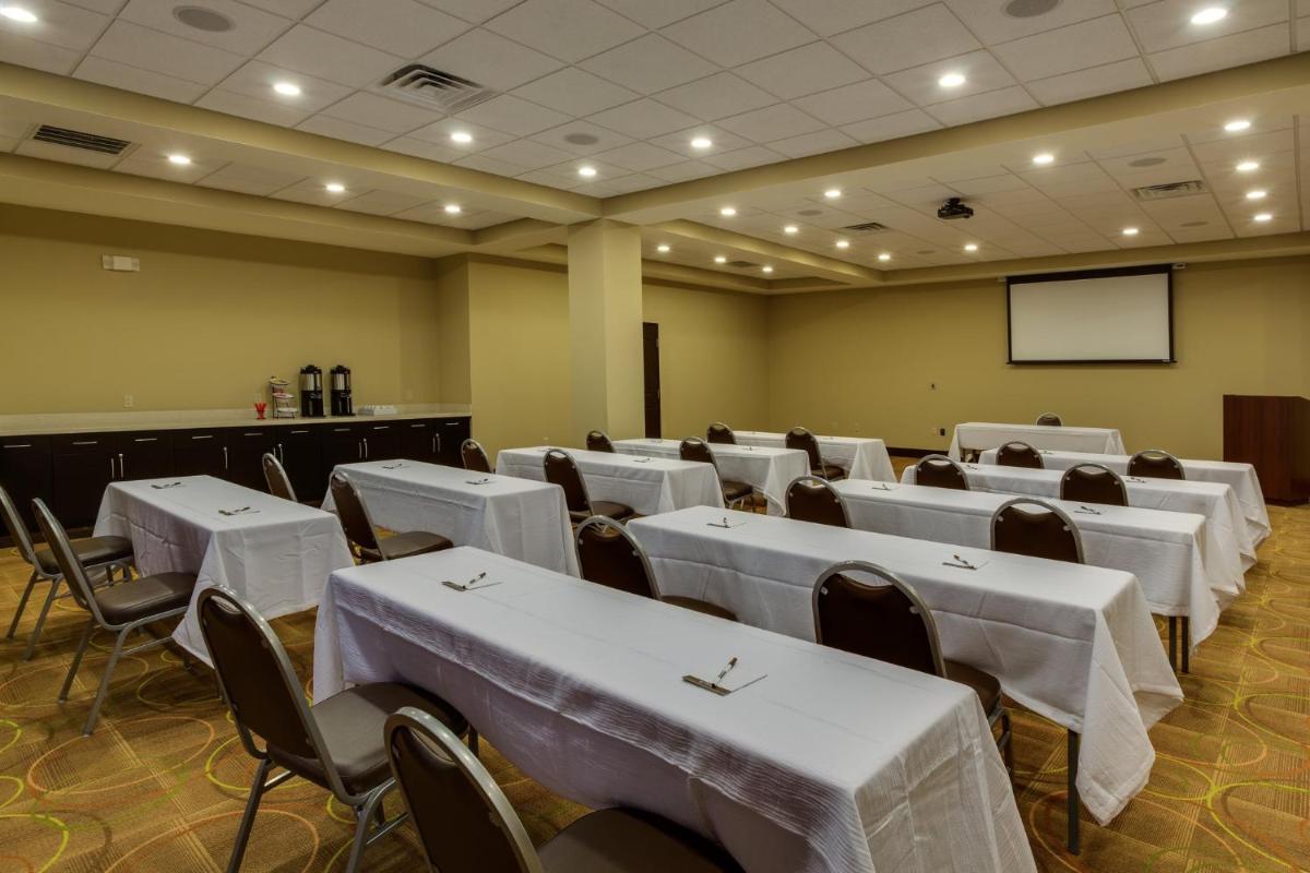 Staybridge Suites Atlanta Airport an IHG Hotel - image 2