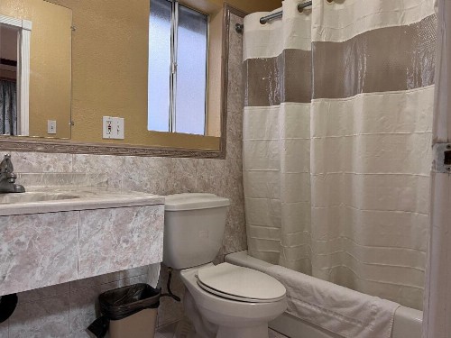 Horizon Inn Motel - image 10