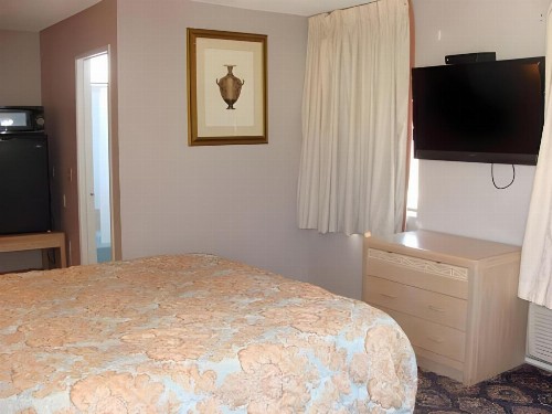 Horizon Inn Motel - image 25