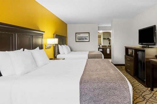 Best Western of Harbor Springs - image 20