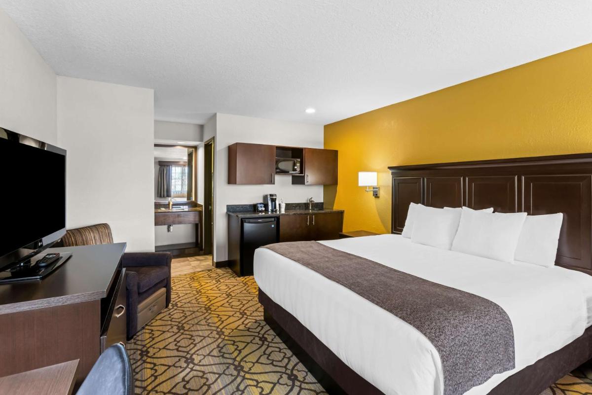 Best Western of Harbor Springs - image 3